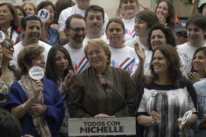 Bachelet da la partida a la cicletada de la Nueva Mayoría