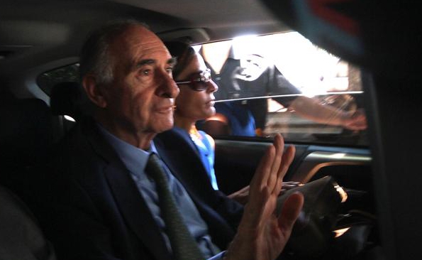 Justicia argentina absuelve al ex presidente Fernando de la Rúa del delito de soborno