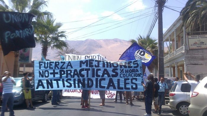 Estudiantes y organizaciones sociales solidarizan con huelga de trabajadores del puerto de Mejillones