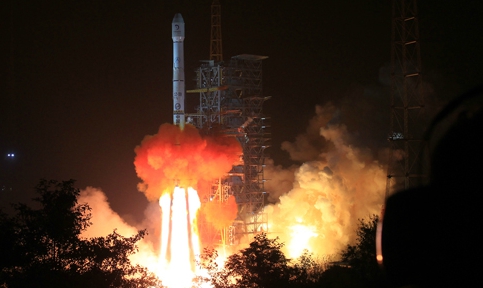 Restos de la sonda lunar china se precipitan sobre dos viviendas de Hunan