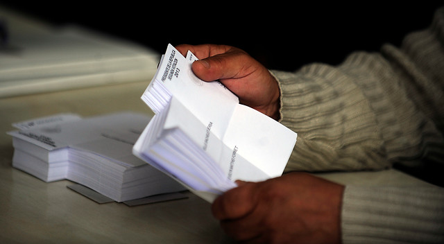 Comienza el conteo de votos, en una elección marcada por una alta abstención ciudadana