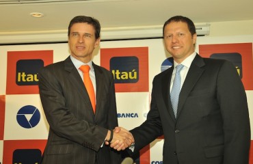 Itaú se ganó el premio y Álvaro Saieh hace negocio con la fusión de CorpBanca