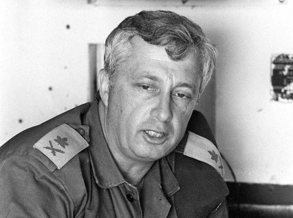 Ariel Sharon, la vida de un controversial guerrero israelí