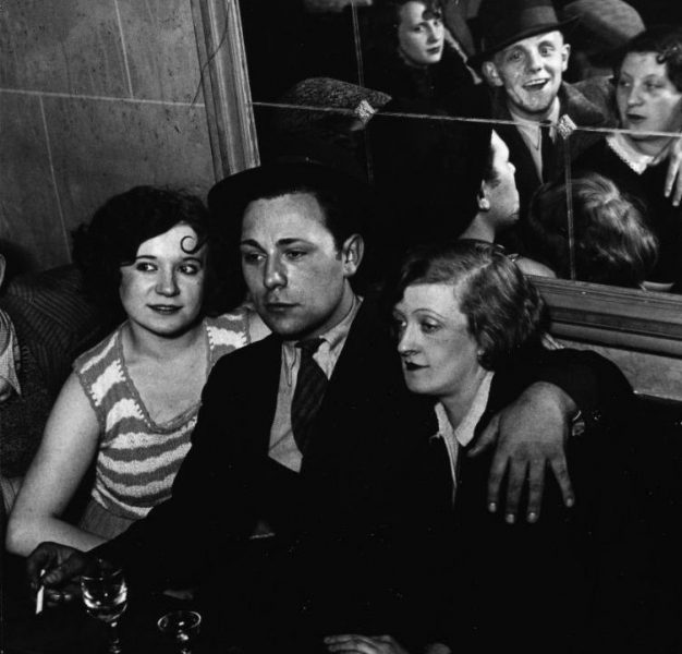 París rinde homenaje al fotógrafo Brassaï, uno de sus más grandes enamorados