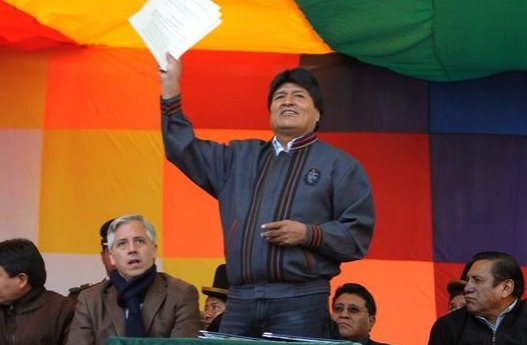 Evo Morales reitera planes de desarrollar energía nuclear con fines pacíficos y dice que “no estamos lejos”
