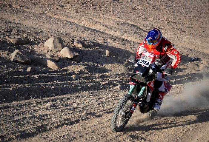 Jeremías Isreael abandona el Dakar tras fuerte caída durante etapa entre Iquique y Antofagasta