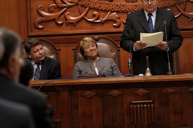 La jugada del “Grupo de los 10” tras el nombramiento de Gloria Navarrete a cargo del protocolo de Bachelet