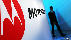 Google vende Motorola a la china Lenovo