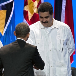 Maduro critica insolencia de EEUU y su «visión de dinosaurio» sobre A.Latina