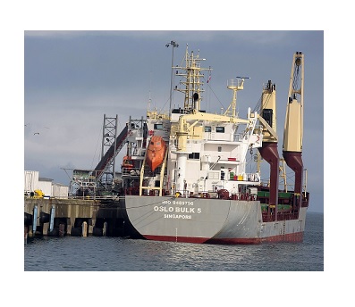 Trabajadores portuarios deponen huelga tras llegar a un acuerdo con empresarios