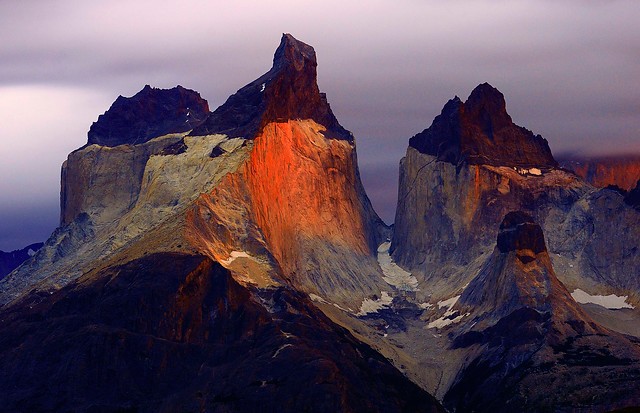 Dos turistas chilenos son expulsados del Parque Nacional Torres del Paine
