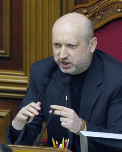 El Parlamento ucraniano nombra presidente en funciones a Alexandr Turchínov