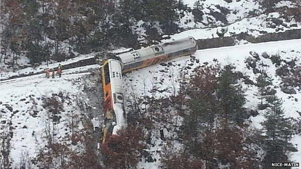 Al menos 2 muertos y 7 heridos en un accidente de tren en los Alpes franceses