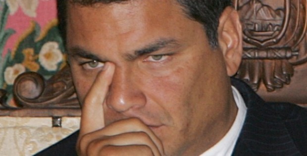 Dictan prisión preventiva contra ex presidente de Ecuador Rafael Correa