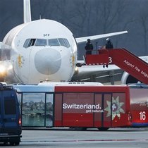 Un copiloto secuestra un avión etíope y pide asilo en Ginebra