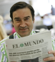 Pedro J. Ramírez deja la dirección del diario El Mundo por presiones del gobierno español y se despide con memorable columna