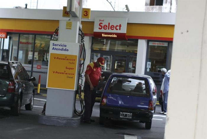 Grupo Luksic lidera carrera para quedarse con activos de Shell en Argentina