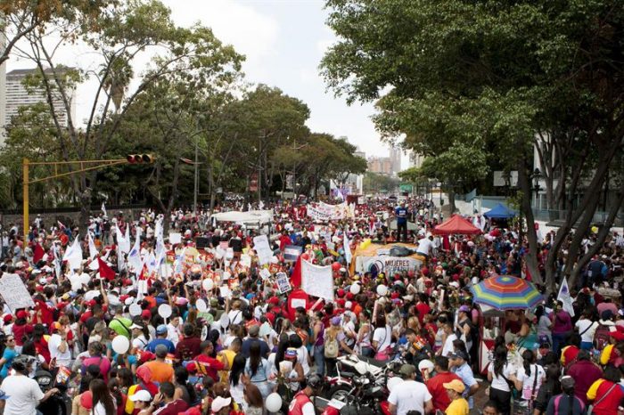 Fiscal general de Venezuela eleva a 13 los muertos en protestas contra Maduro