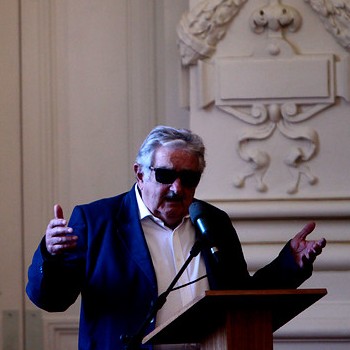 Mujica: «Hay que tener el coraje de castigar impositivamente la acumulación desenfrenada»