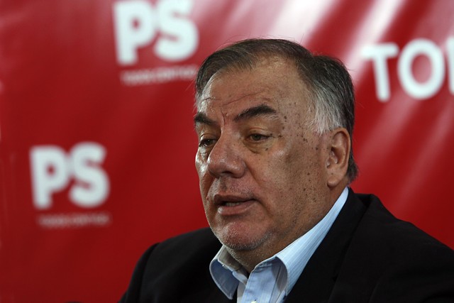 Andrade responde a presidente de Sofofa: «Amenazar con salida de capitales me parece propio de los viejos poderes fácticos que tuvimos en Chile»