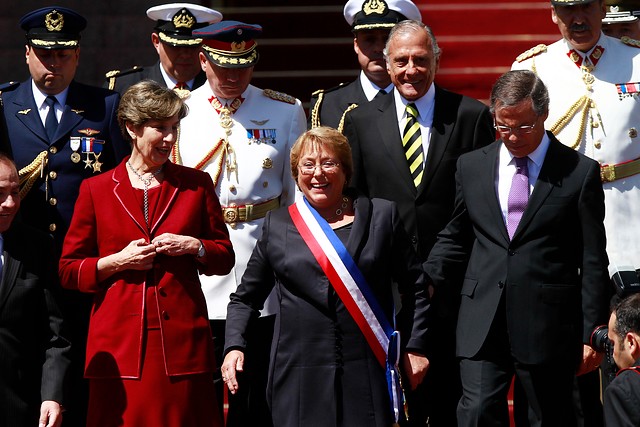 Presidenta Bachelet llega a Cerro Castillo para encabezar almuerzo con delegaciones extranjeras