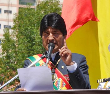 Bolivia espera que Gobierno socialista de Bachelet pueda avanzar más que Pinochet sobre mar