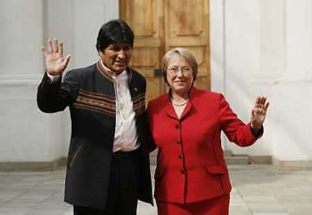Evo Morales hablará de la demanda marítima tras investidura de Bachelet
