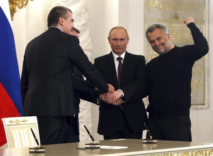 Putin y líderes de Crimea y Sebastopol firman acuerdo de integración que no es reconocido por Ucrania