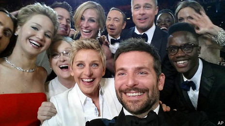 El «selfie» de los Oscar hace estallar Twitter