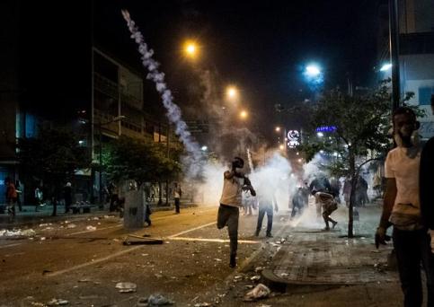 Ya van 39 muertos en protestas en Venezuela a pesar del pedido de Unasur contra la violencia