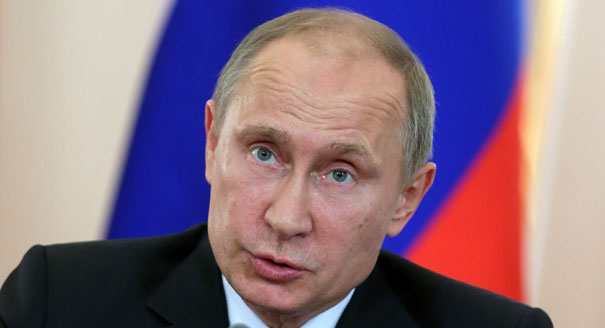 Putin telefonea a Obama para discutir «solución diplomática» en Ucrania