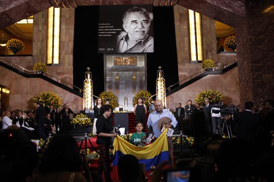 Abren las puertas del Palacio de Bellas Artes en México para despedir a García Márquez