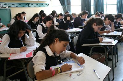 PISA: escolares chilenos se ubican bajo el promedio OCDE