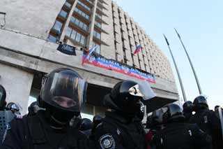 Ministro del Interior de Ucrania: «La crisis en Lugansk será resuelta en 48 horas»