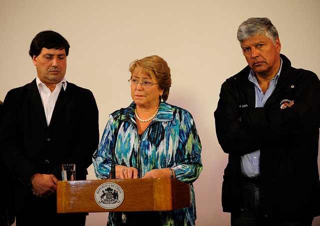 Bachelet designará delegados especiales para la reconstrucción en regiones de Arica, Tarapacá y Valparaíso
