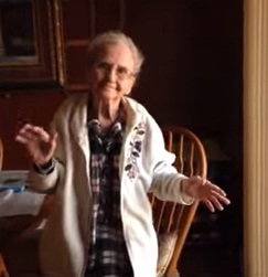 Video: La increíble historia de la abuela que la está rompiendo en Instagram