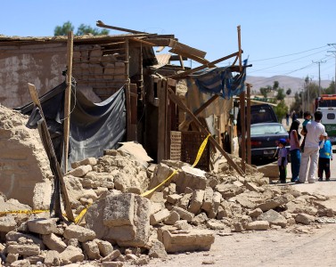 Ministros Peñailillo y Burgos ya están en Tarapacá para evaluar en terreno situación por terremoto