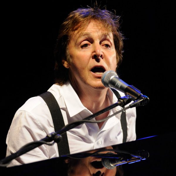 Paul McCartney aplaza concierto por problemas técnicos