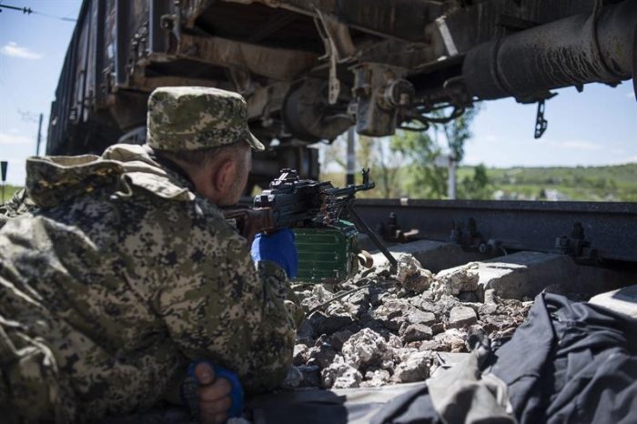 Ucrania desecha referéndum territorial y apuesta por mantener ofensiva militar contra milicias prorrusas