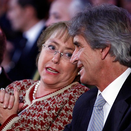 Bachelet afirma que jugadores de la ‘Roja’ dejarán alto el nombre de Chile