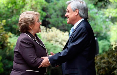 Presidenta Bachelet califica de injusto comentario de Piñera sobre aborto terapéutico