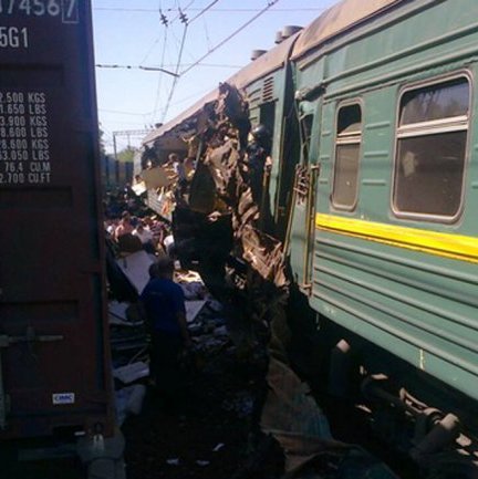 Al menos seis muertos en choque de trenes en la región de Moscú