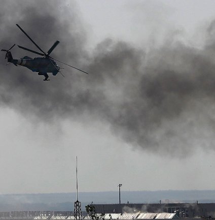 Ucrania: fuerzas gubernamentales retoman aeropuerto de Donetsk y bombardean posiciones rebeldes en Lugansk