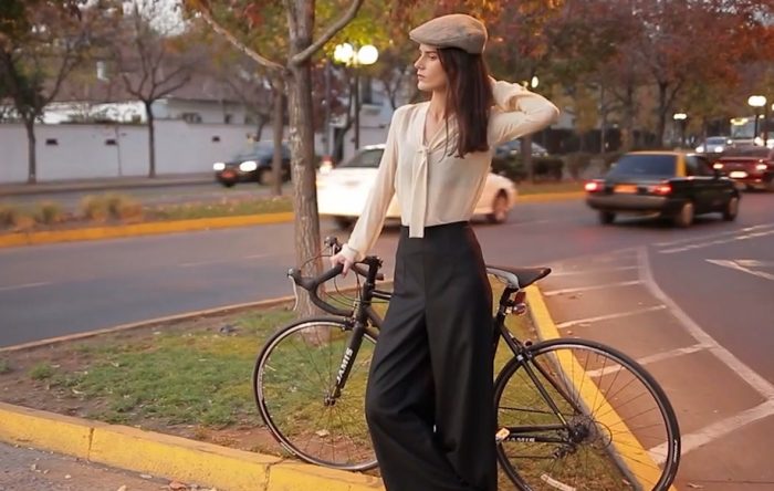 Amelia Bloomer, una colección para mujeres ciclistas que necesitan vestirse bien