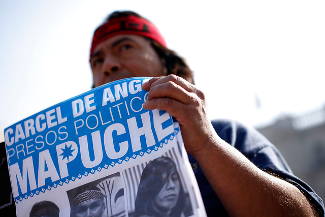 Editorial: La sombra del tema Mapuche y el 21 de Mayo