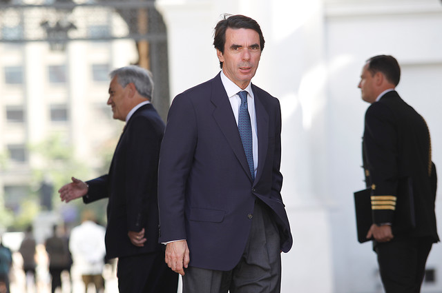 José María Aznar, lobbista de Endesa, sostiene reunión con Bachelet en La Moneda