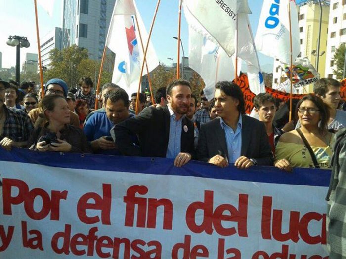 MEO y el Partido Progresista participaron en la marcha convocada por el movimiento estudiantil