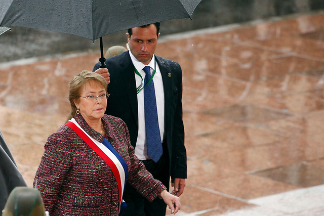 The Economist sale a defender el modelo chileno y cuestiona reformas de Bachelet