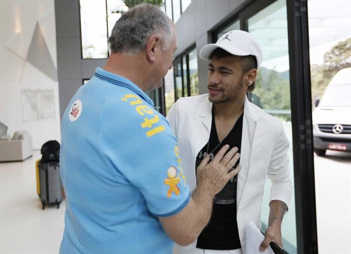 Parreira asegura que Neymar está totalmente recuperado y que no será baja para el Mundial