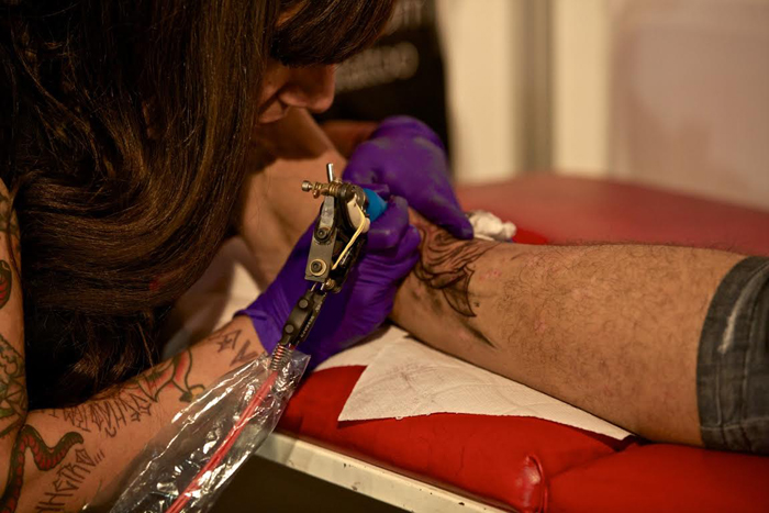 Guarralupe Tattoo, la chica de 1.80 m que se batió a golpes para defender su derecho a tatuar